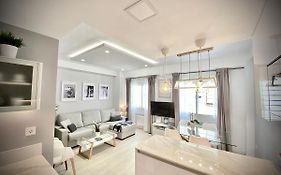 Carrera Home